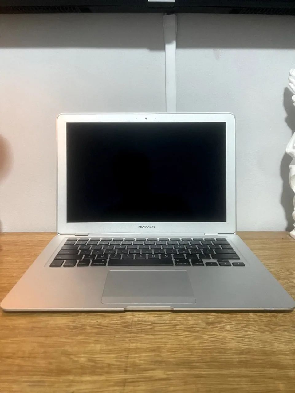 *Raro/ MacBoock Air A1304  - Foto 2
