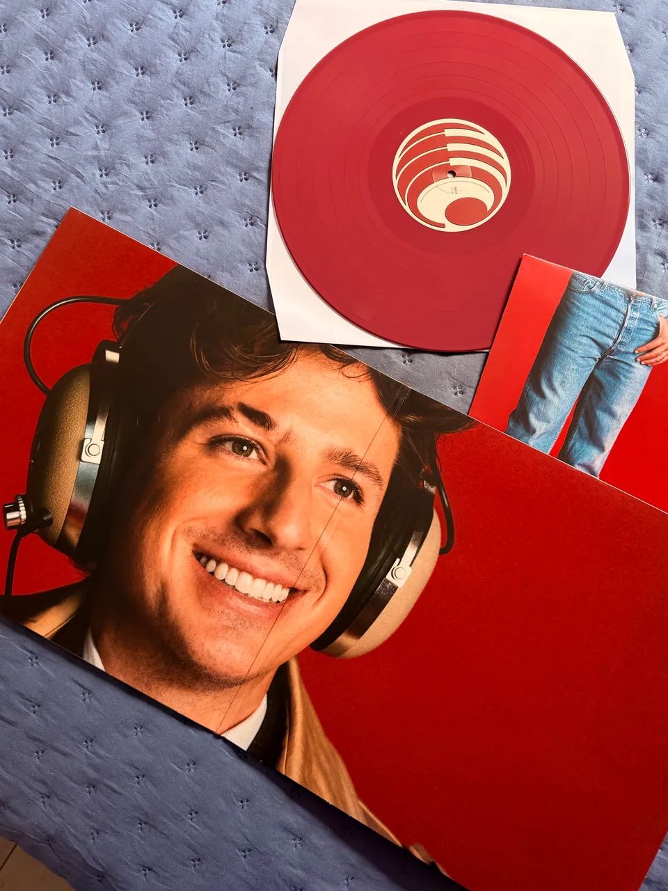 Charlie Puth vinil + autógrafo exclusivo  - Foto 2