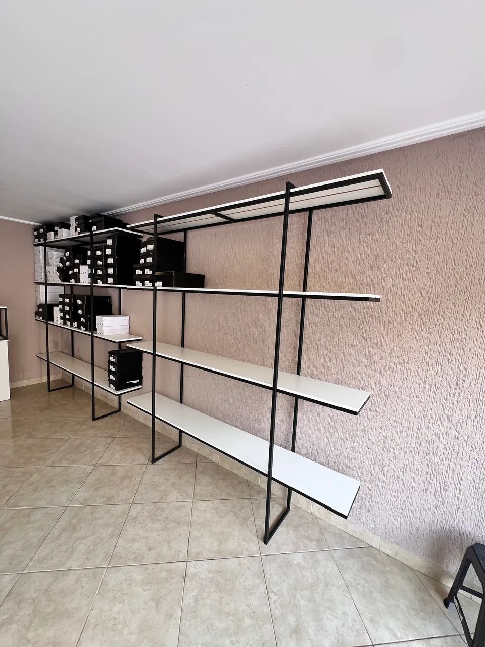 Móveis Industriais para Loja - Vitrine - Foto 4