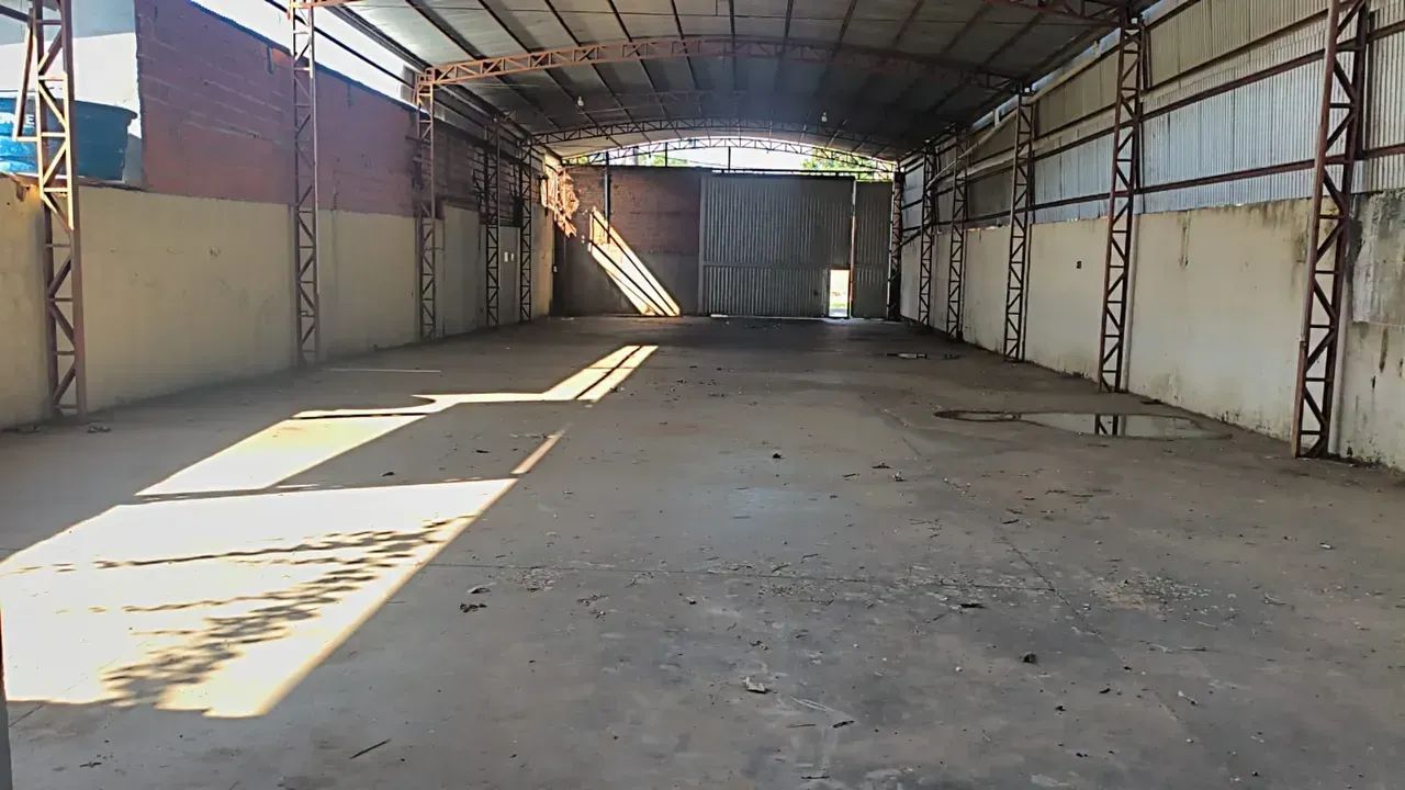 Barracão com 400m2 em Várzea Grande para LOCAÇÃO. - Foto 3