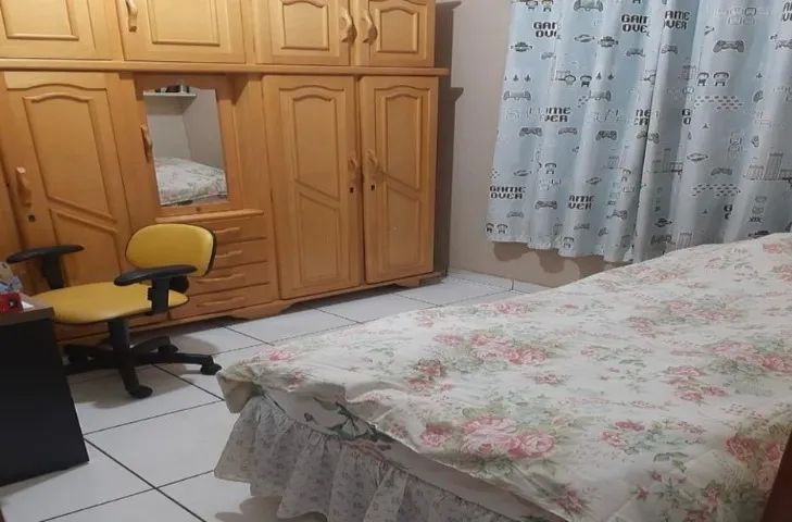 CASA COM ÓTIMA ESTRUTURA E QUINTAL GRANDE - Foto 3
