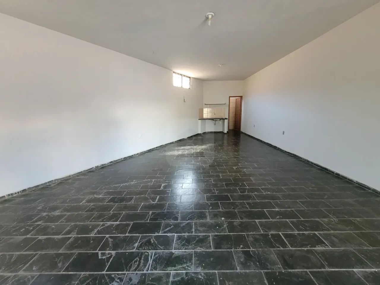 Loja comercial para locação bairro Planalto - Foto 2