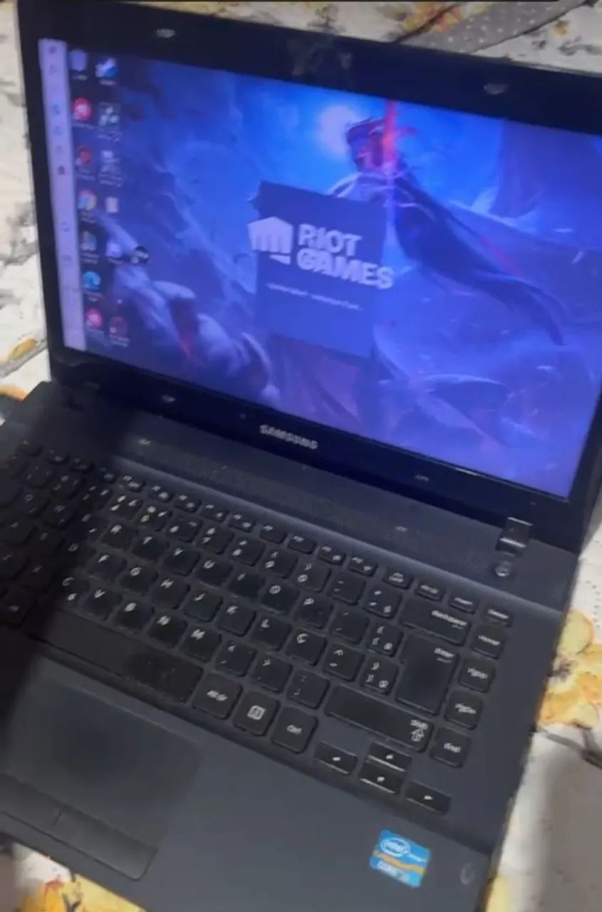 ACEITO OFERTAS Samsung ATIV Book 2 acessível para estudos e primeiro notebook. - Foto 3