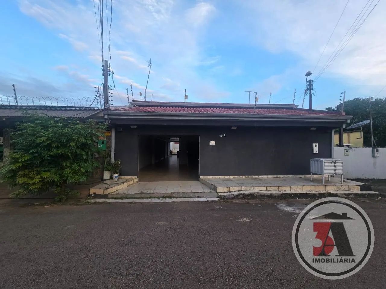 Casa 4/4 com Piscina Zona Sul - Foto 4