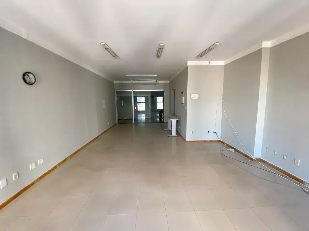 Sala Comercial | Espaçosa | Andar Alto | Nascente - Foto 5