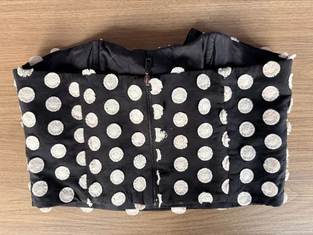 Top cropped ANIMALE, preto e branco - Foto 2