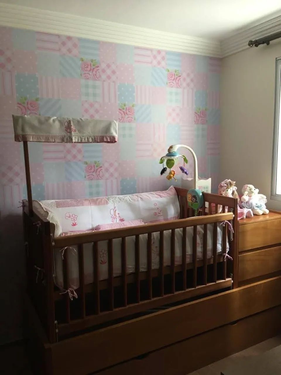 Berço que vira cama, com cama auxiliar 3 em 1 - Foto 2