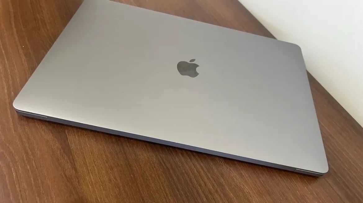 MacBook Pro 16 polegadas i9 64GB 512GB excelente estado!  - Foto 3