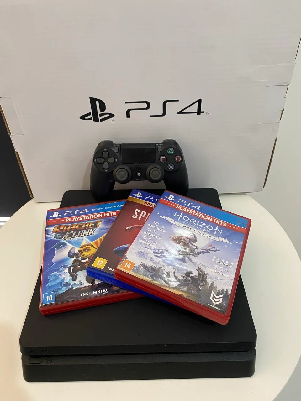 PS4 MUITO CONSERVADO