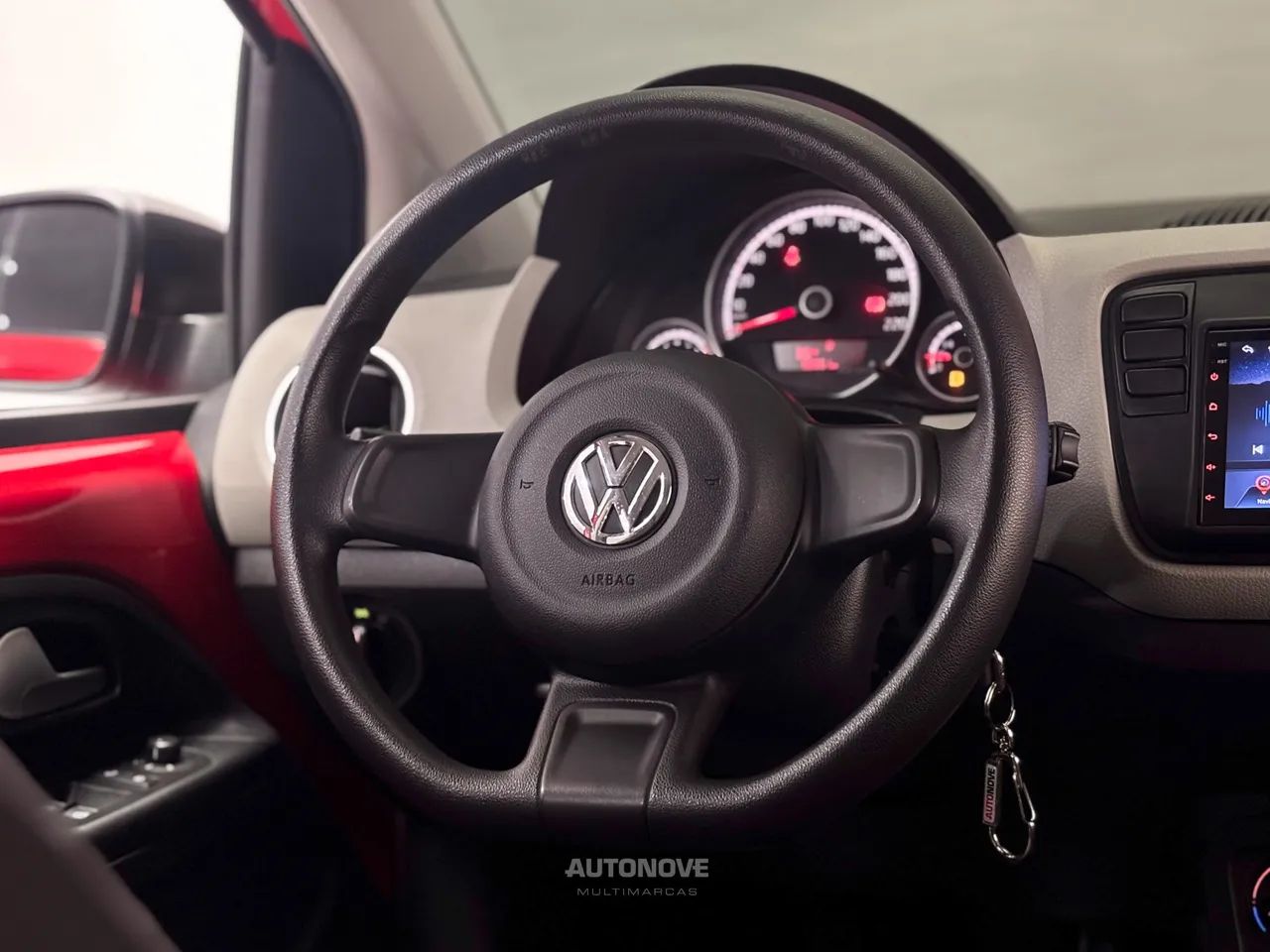 Volkswagen up! move 1.0 TSI Total Flex 12V 5p, foto 14 de 15
