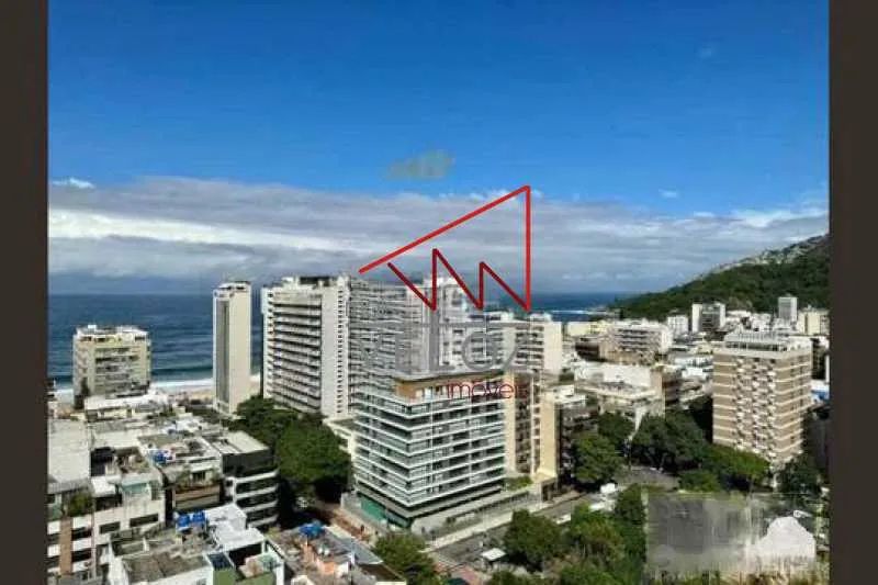 Flat em Prédio cobiçado - Rua nobre do Leblon - Foto 5