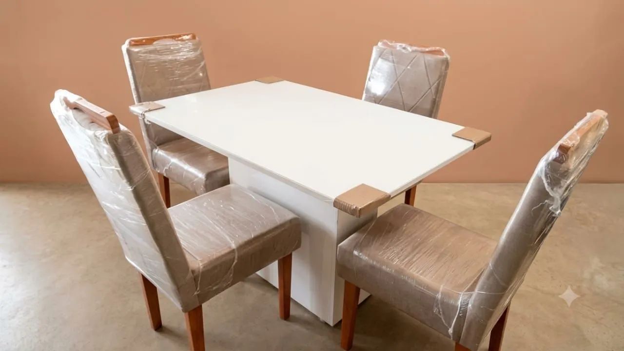 Mesa com cadeiras 