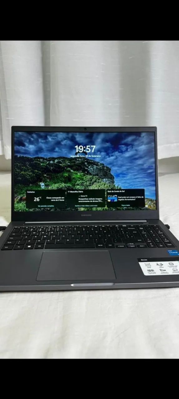 Samsung 8gb ram 256gb ssd i5 Windows 11 - Notebooks - Castelo