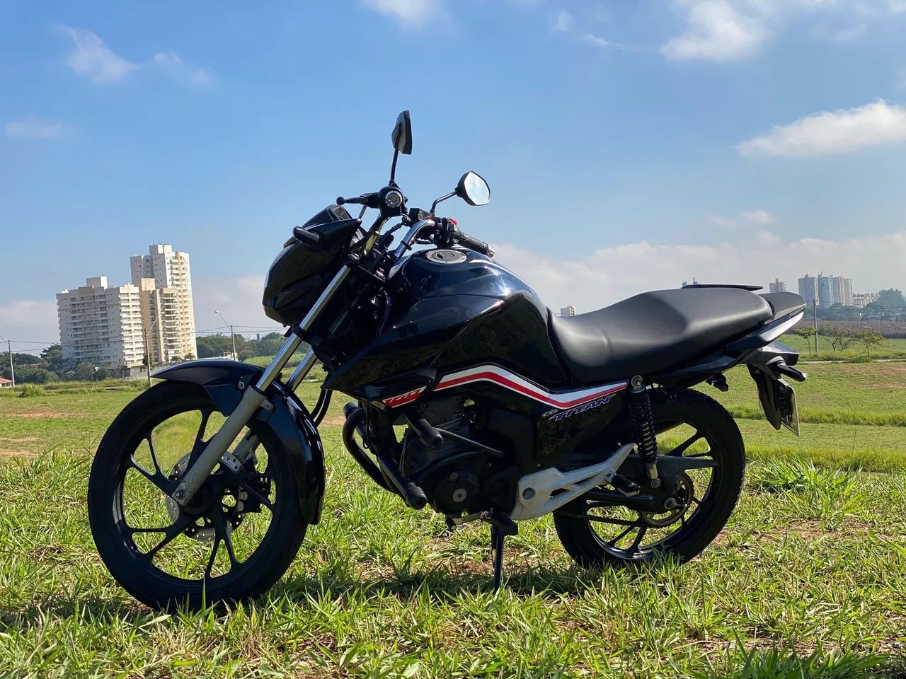 Titan 160 
