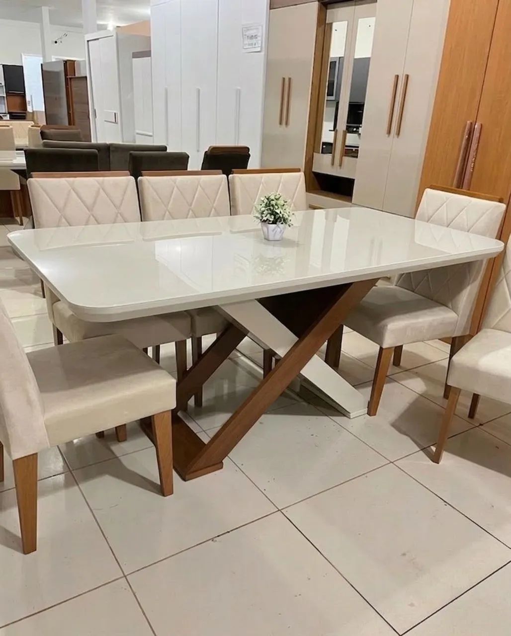 Mesa de Jantar de 6 cadeiras com montagem 