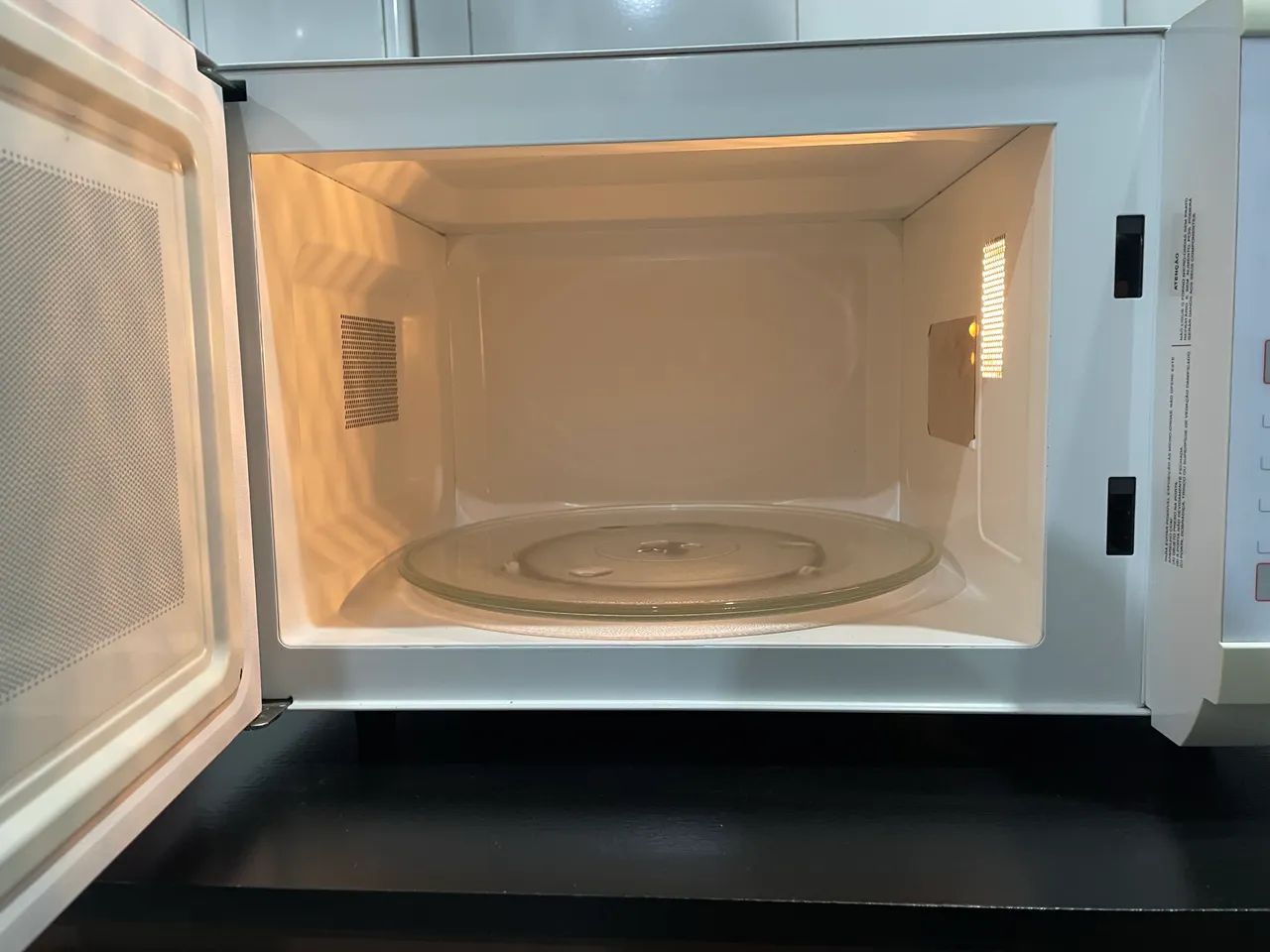 Microondas Panasonic 28 Litros em perfeito estado  - Foto 4