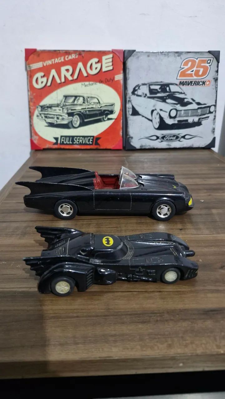 Miniaturas Batmóvel 1/24 e 1/36 - Foto 2