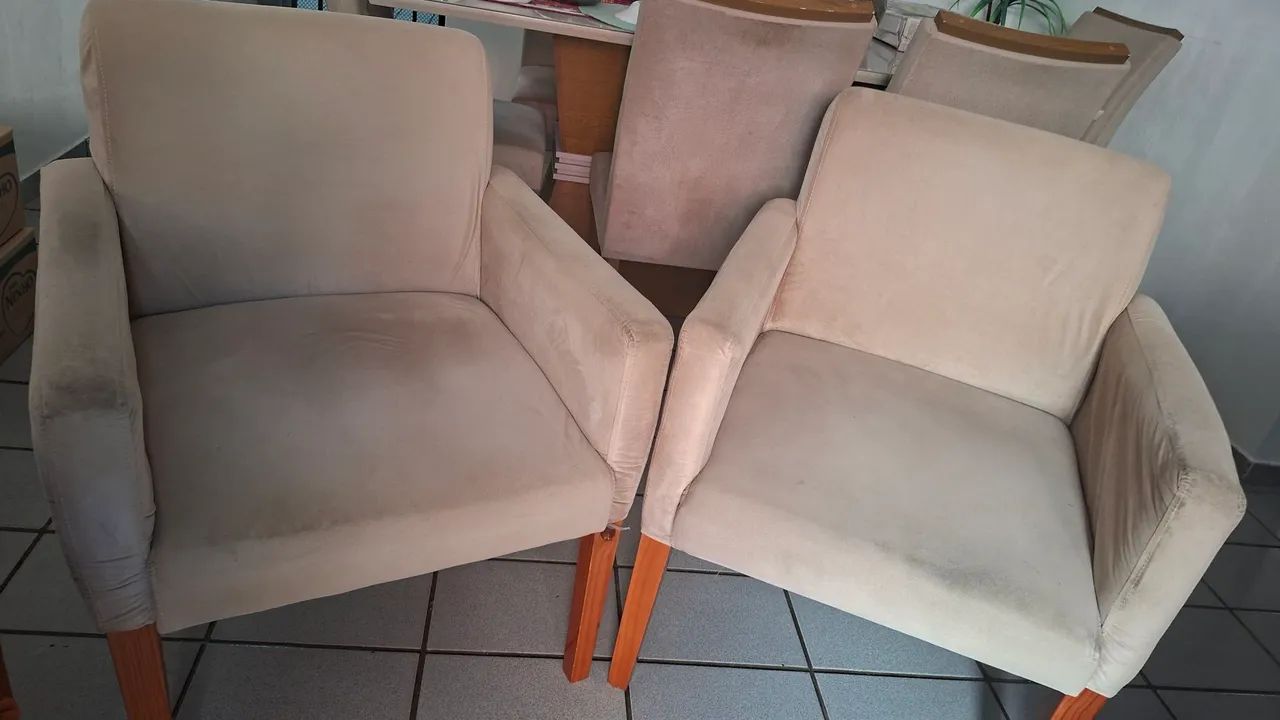 Par de poltrona decorativas em ótimo estado - Foto 2