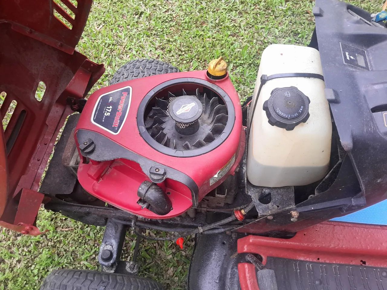 Vendo trator cortar grama  - Foto 4