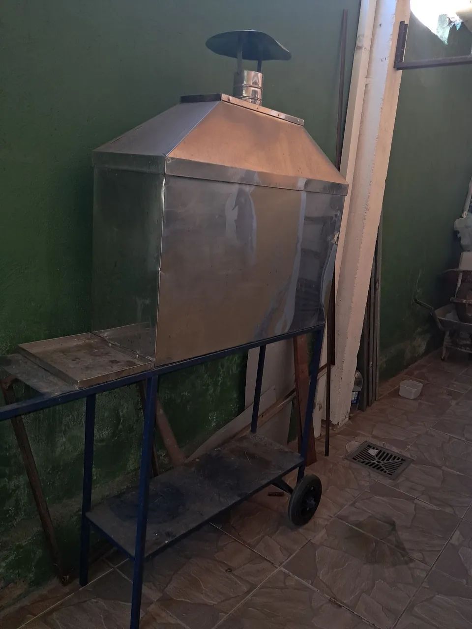 Vendo carrinho de churrasco  - Foto 2
