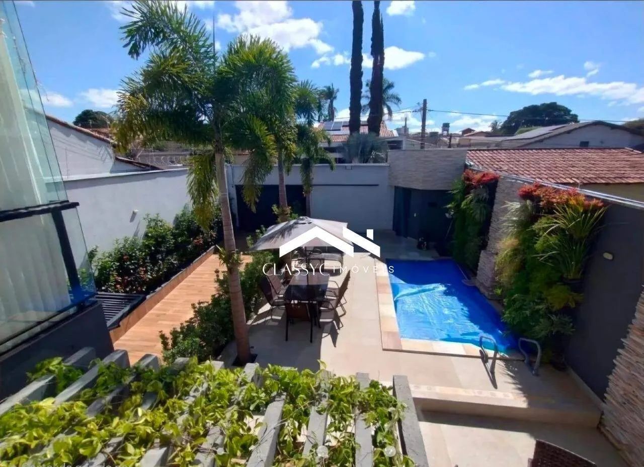 Casa 4 quartos com suíte máster e piscina | Cidade Jardim, Uberlândia