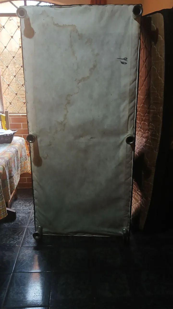 Cama de solteiro 