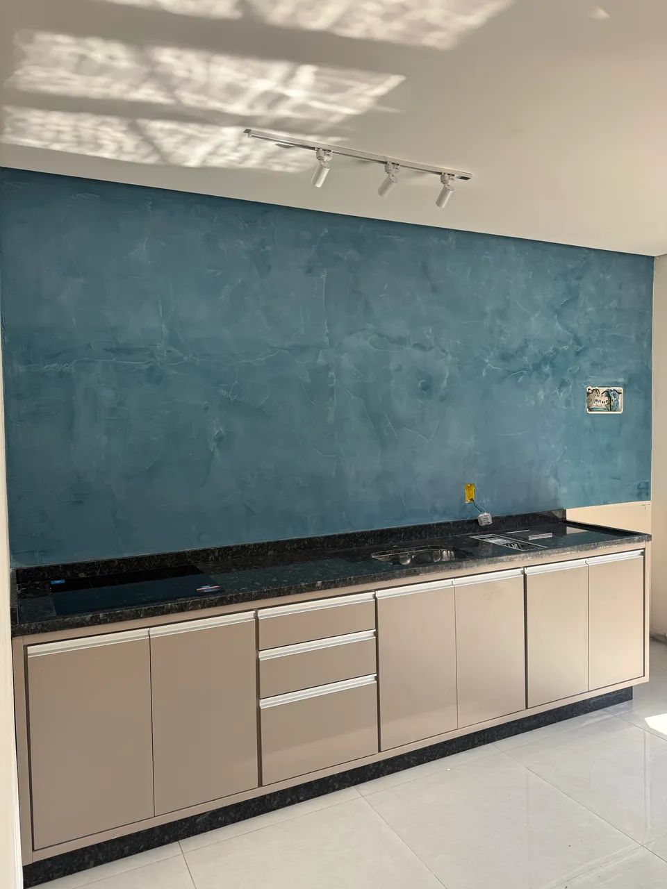 Pintor com referência 