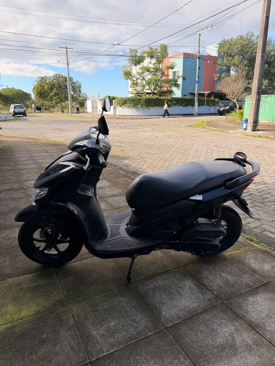 Yamaha Fluo 125 ABS  - Foto 3