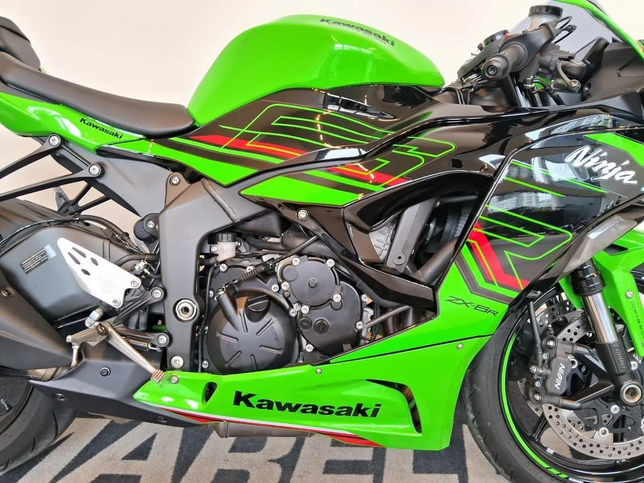 Kawasaki Zx-6r 636cc 2025 - 1503412414 | OLX