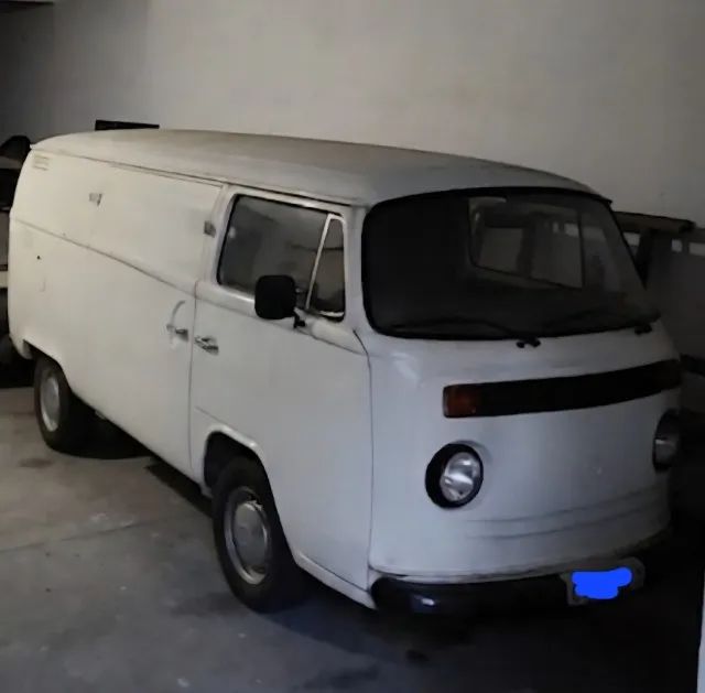Volkswagen Kombi Furgão (álcool) 1989