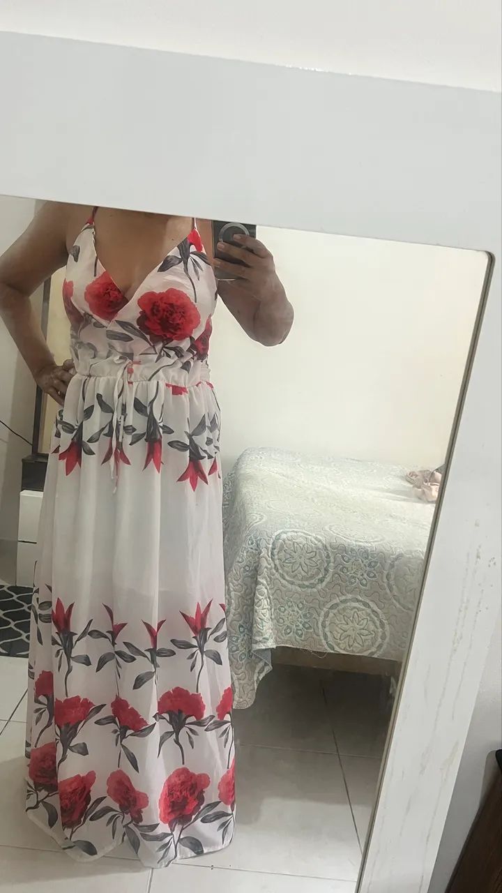 Vende-se vestido