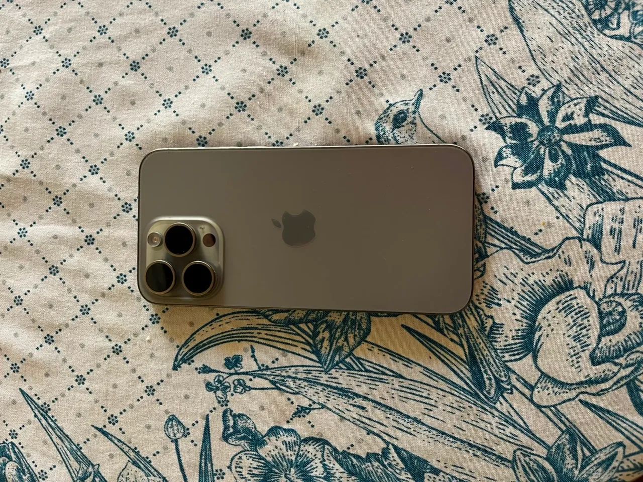 iPhone 15 pro max 