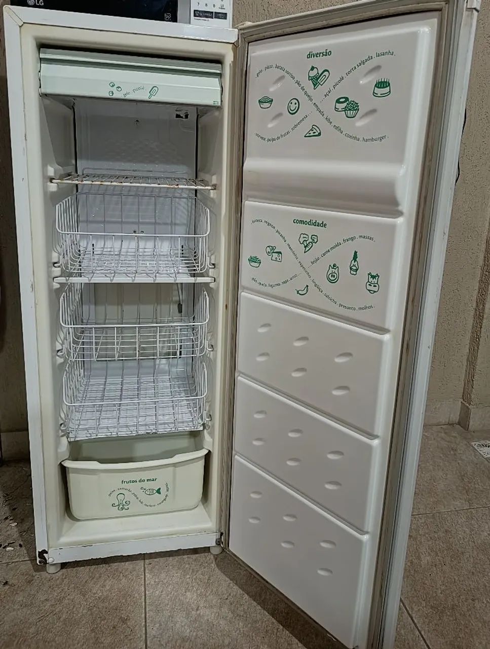 Vendo freezer vertical  - Foto 2