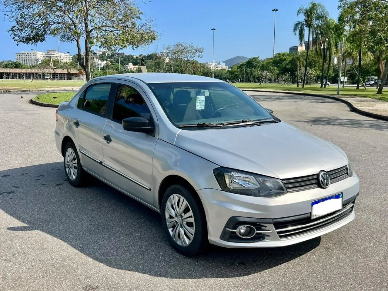 Volkswagen Voyage 1.0 FLEX 12V 4P 2017