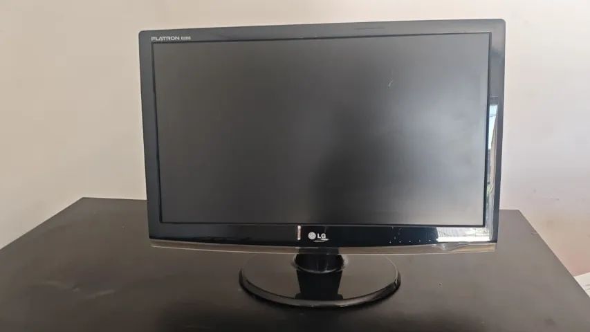 Monitor LG Flatron LED - Funcionando Perfeitamente - Foto 2