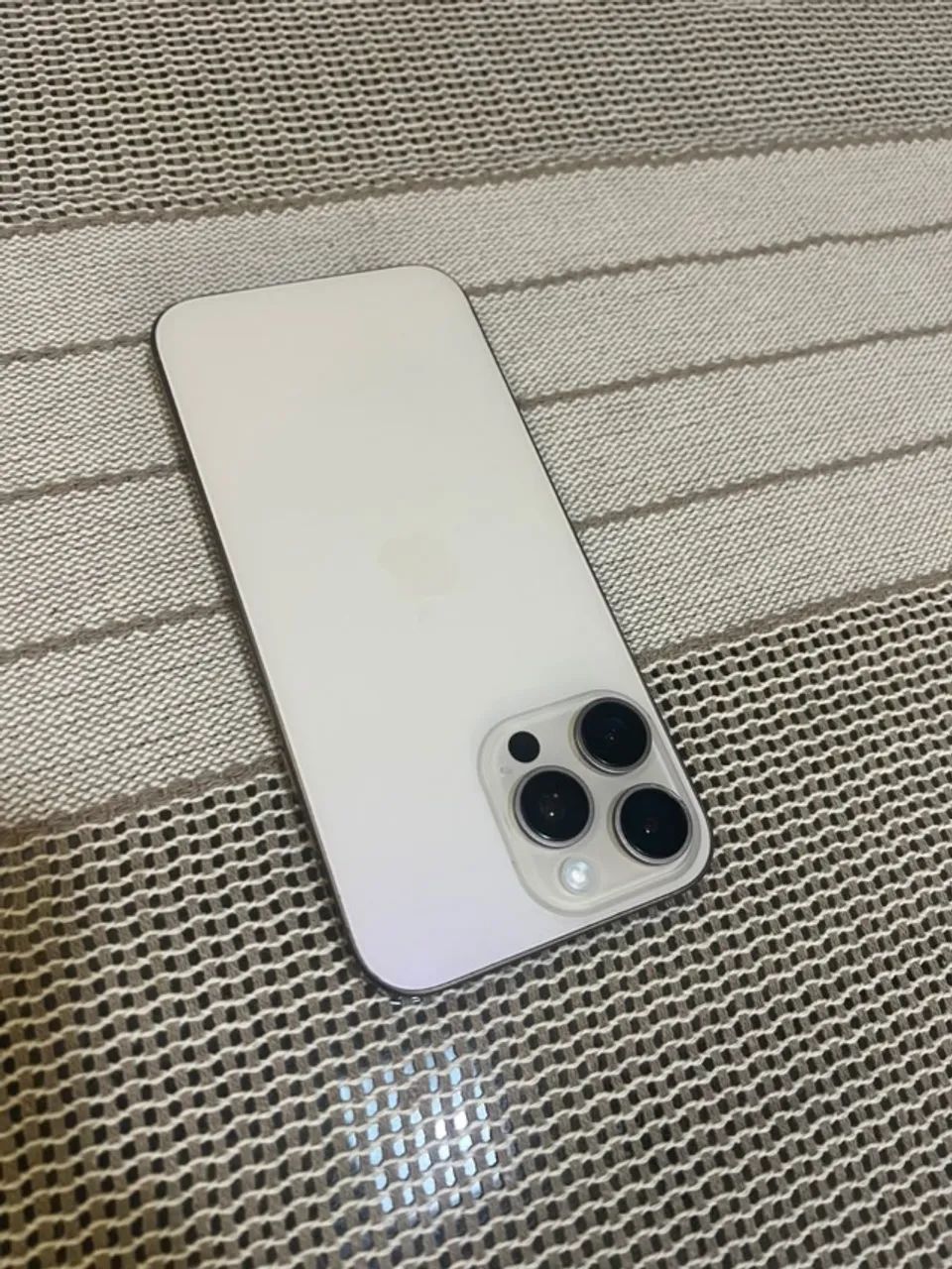 IPhone 16 Pro Max 256GB Desert Titanium - Foto 5