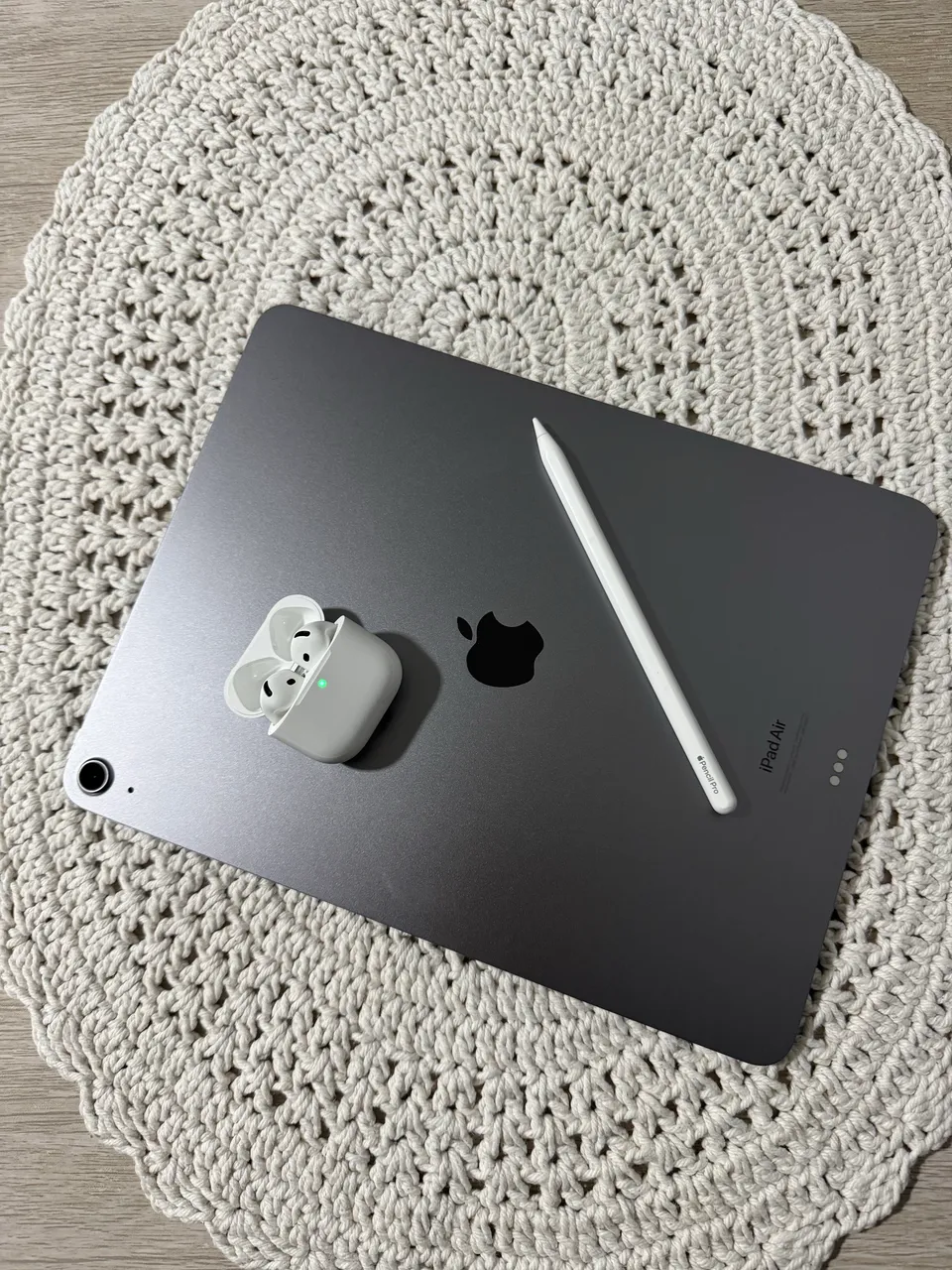 apple ipad air 4