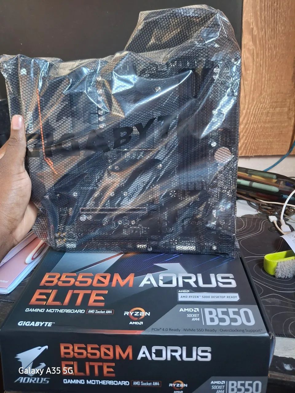 Placa-mãe Gigabyte B550M AORUS Elite >NOVA - Foto 5