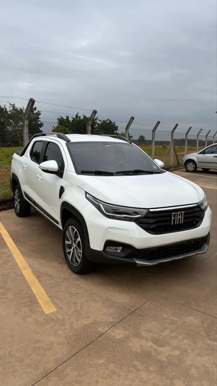 Fiat Strada Volcano 1.3 Flex 8V CD Aut. 2023 - Foto 3