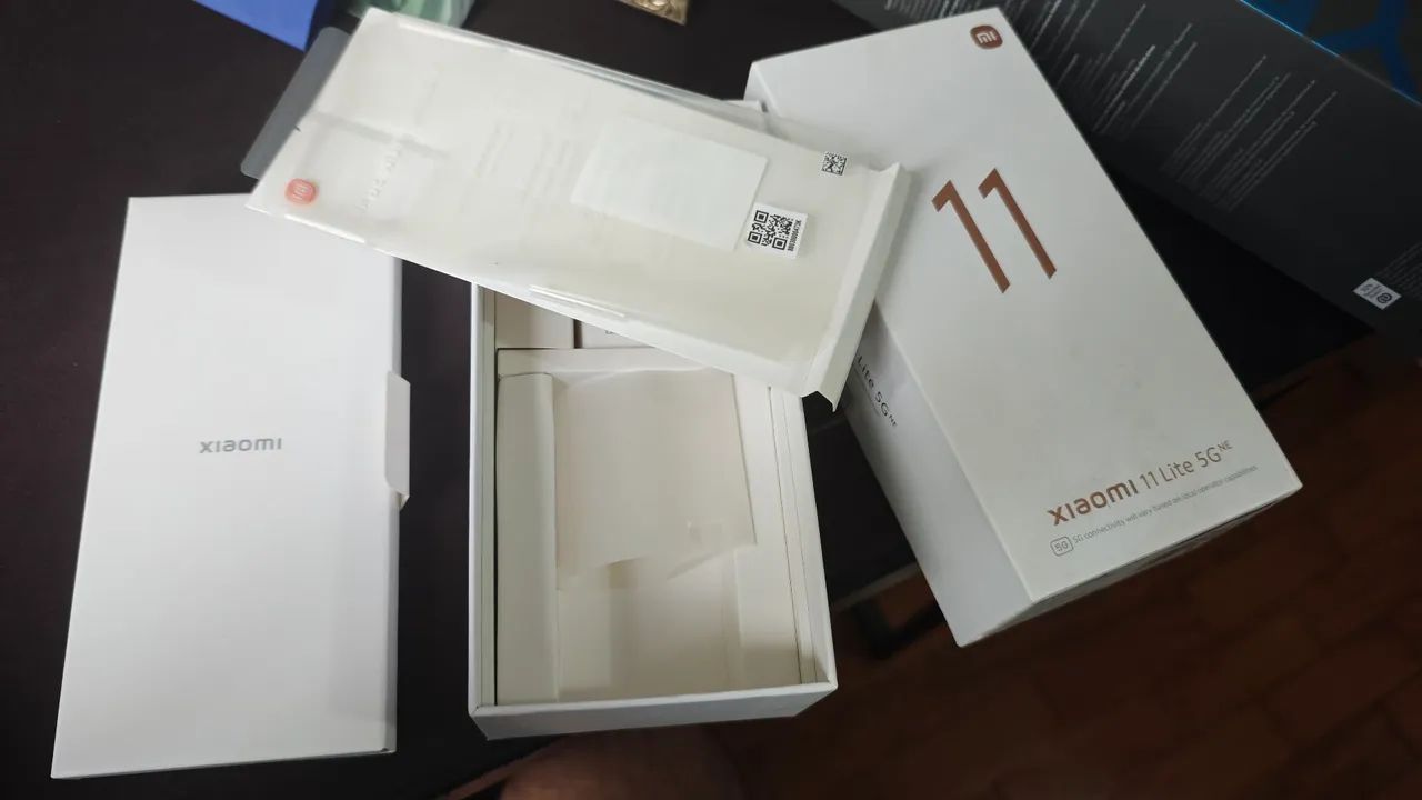 Caixa Xiaomi Mi 11 Lote 5G NE (apenas caixa)