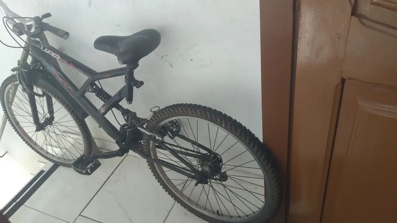 Bicicleta  - Foto 2