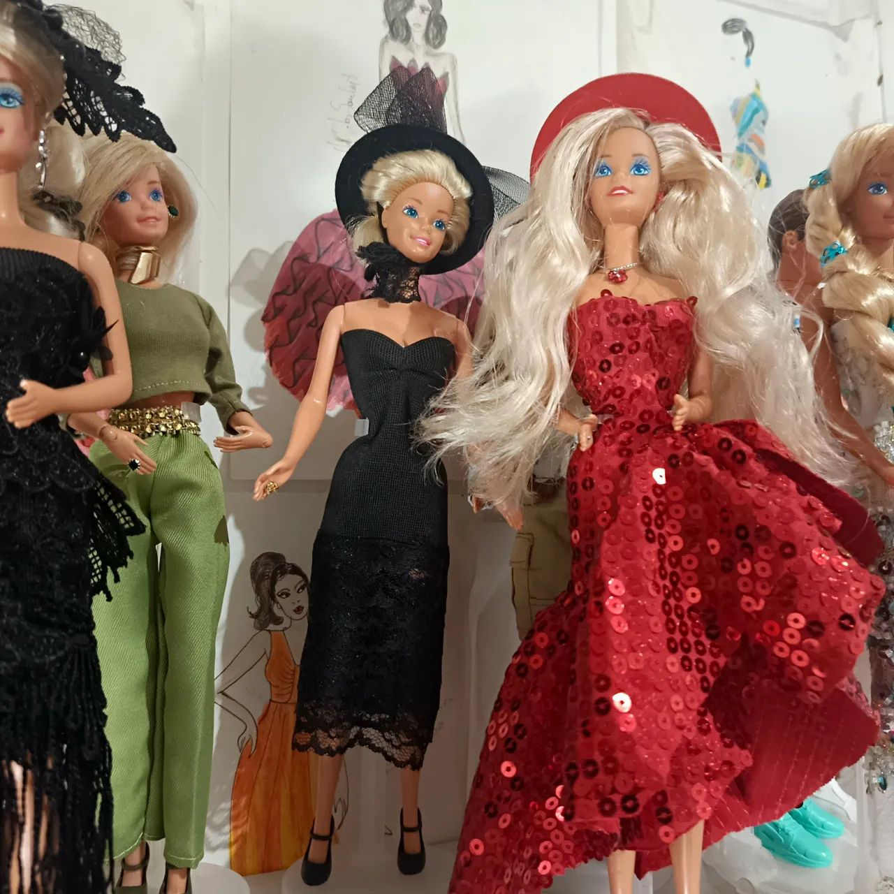 Vestidos para bonecas tipo barbies - Foto 5