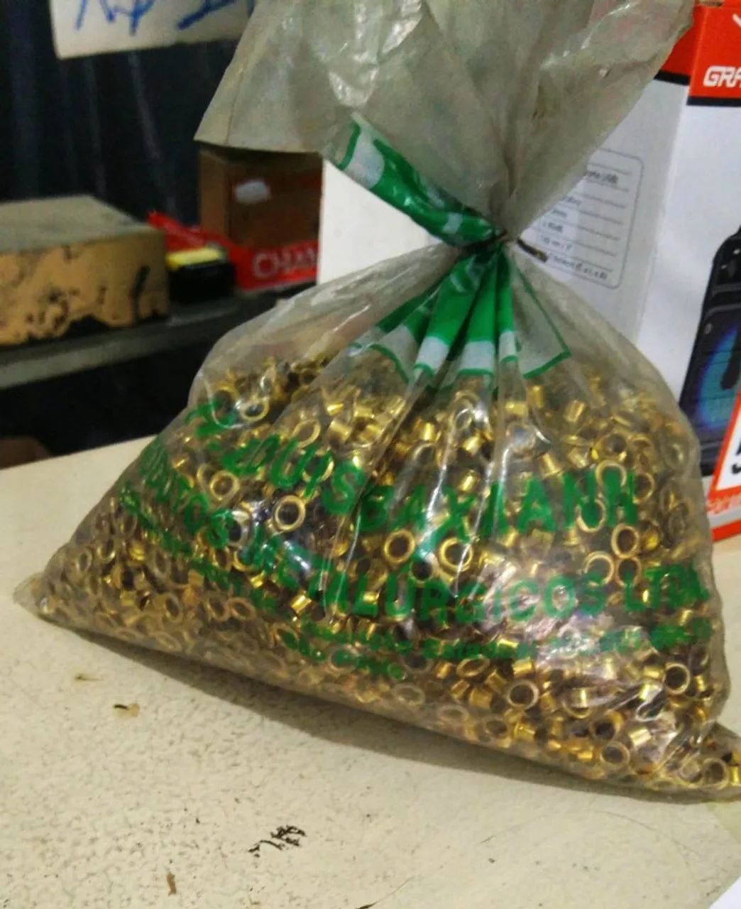 Máquina Manual de Colocar Ilhós em Ferro Fundido - Antiga e Robusta - Foto 3