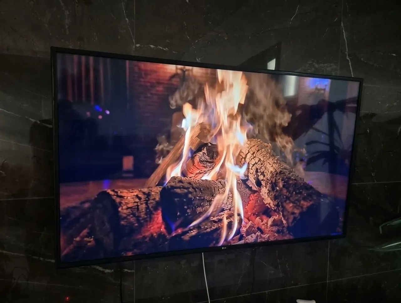 TV LG 60 POLEGADAS 4K - Foto 2