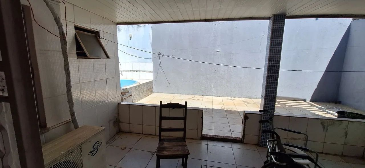 Vendo casa no grande terceiro perto da unic - Foto 3