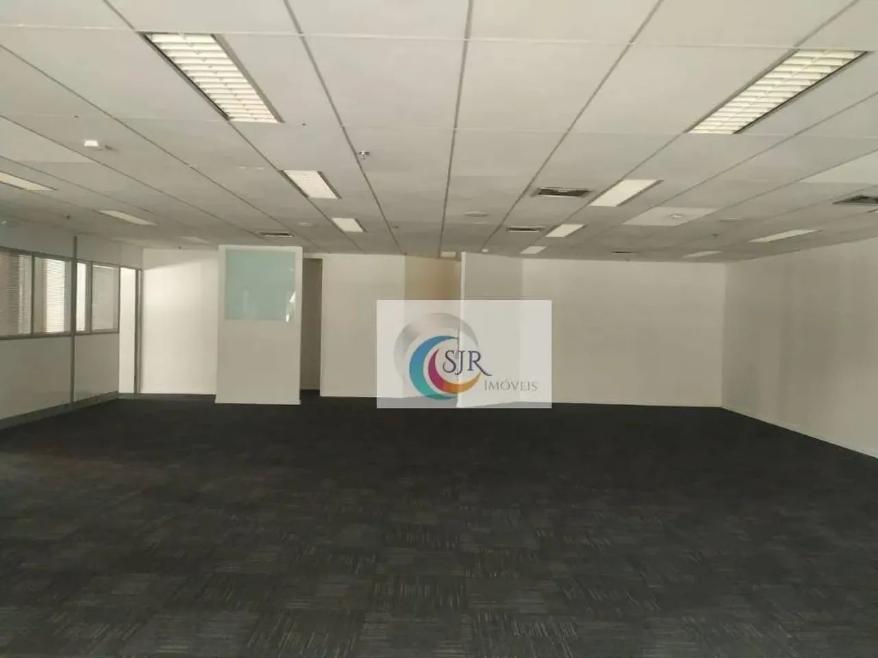Conjunto comercial de 245 m² com 5 vagas de garagem na Avenida Paulista - Foto 2