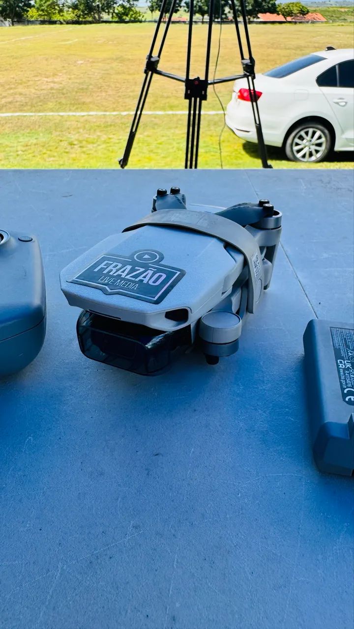 Drone DJI Mini 2 com 5 baterias originais + brinde