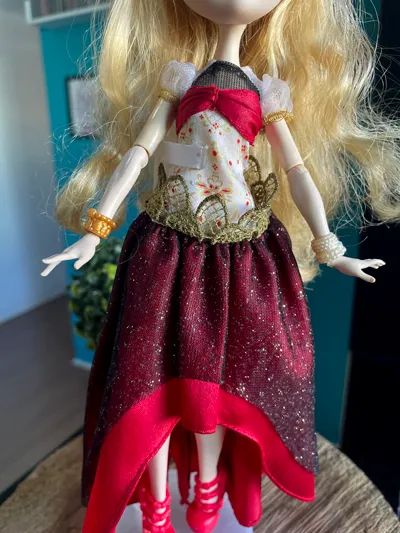 Boneca Apple White Legacy Day Ever After High - Usada - Foto 3