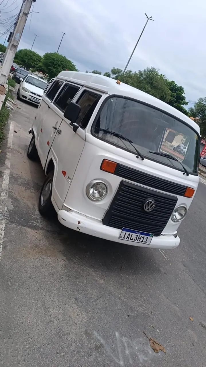 Volkswagen Kombi STANDARD 1.4 MI TOTAL FLEX 8V 2010