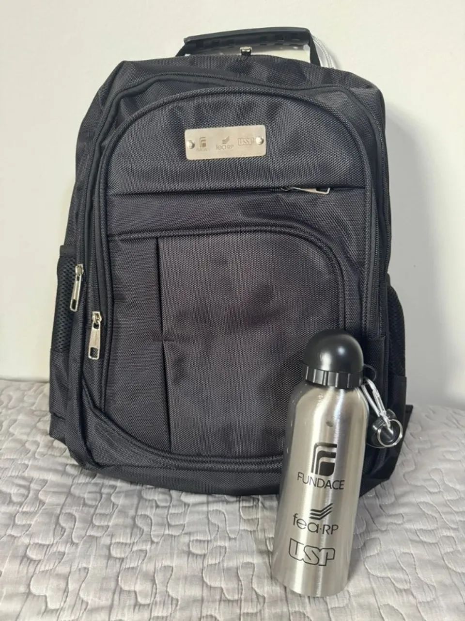 Mochila Executiva nova + Garrafa65570199775874121